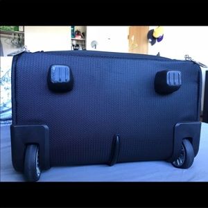 swissgear checklite underseat carry on suitcase
